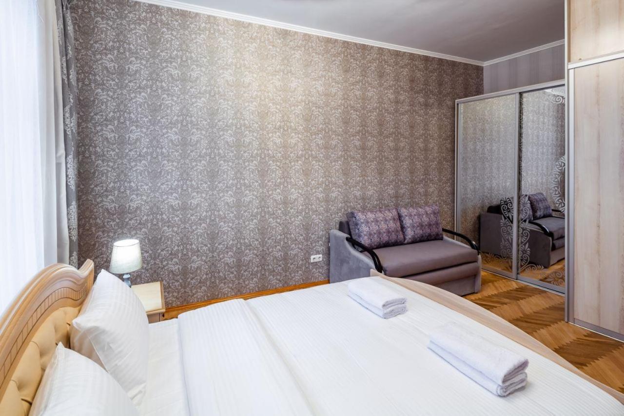 Alfa Apartments Svobody 31 Lviv Kültér fotó