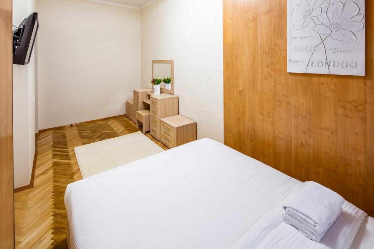 Alfa Apartments Svobody 31 Lviv Kültér fotó
